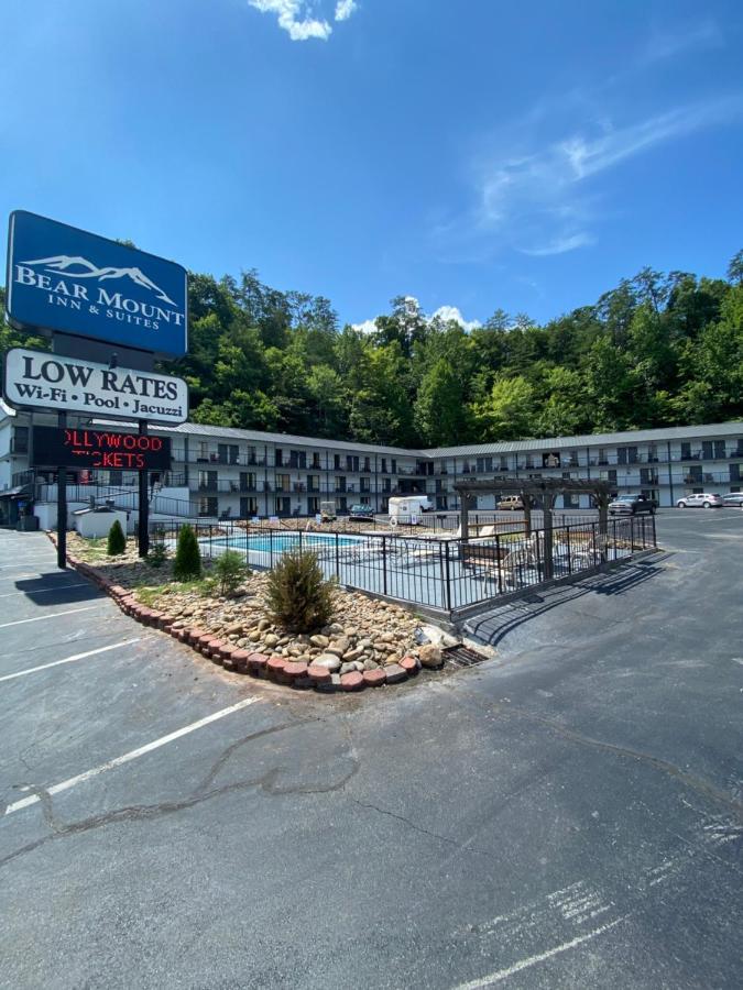 Bear Mount Inn & Suites Pigeon Forge Kültér fotó